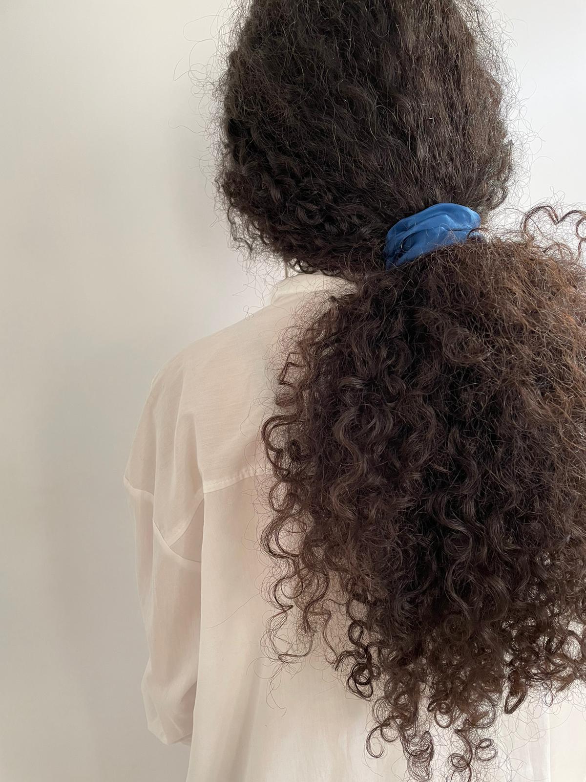 0/100 BLUE SCRUNCHIE-3
