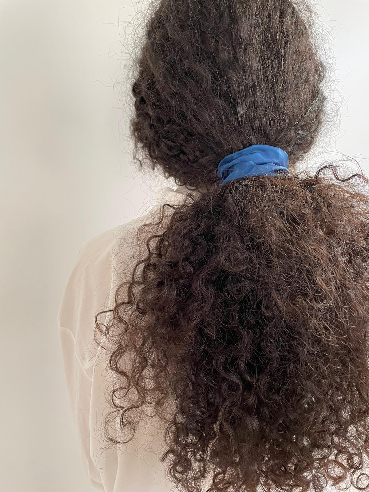 0/100 BLUE SCRUNCHIE-4