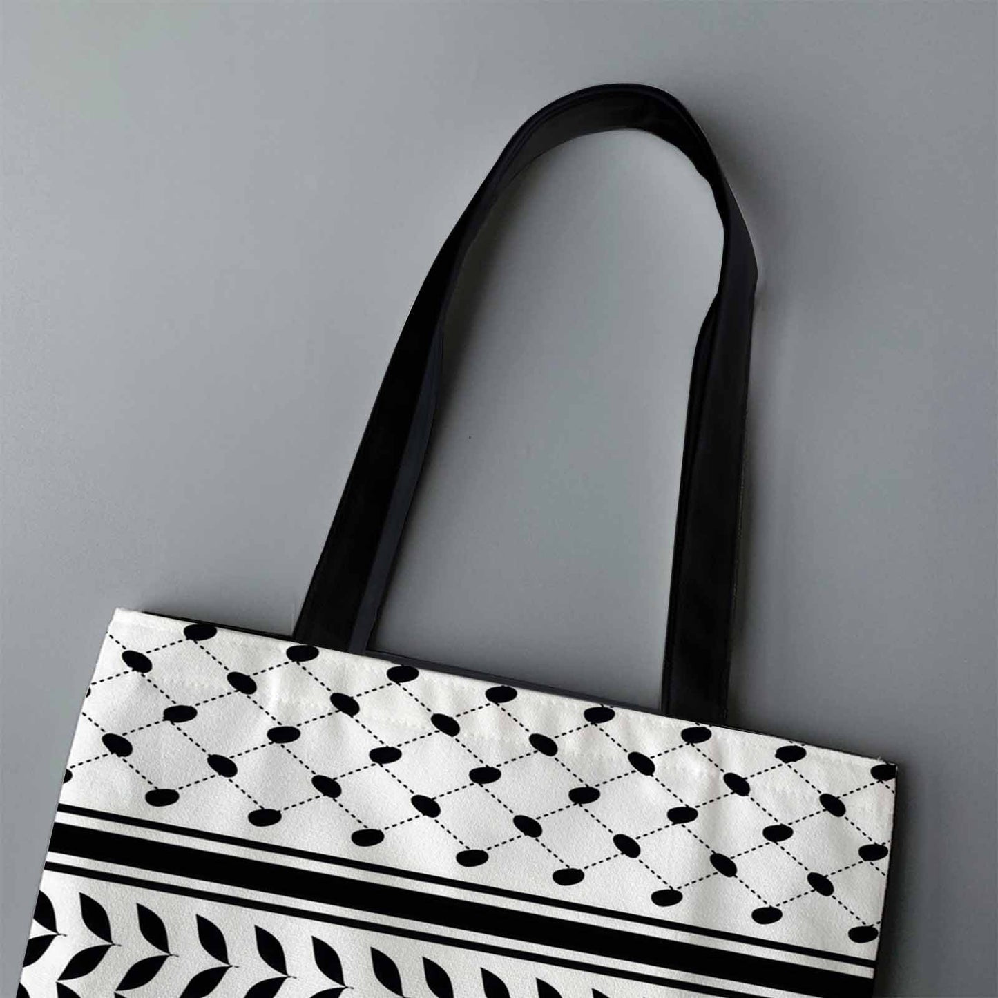 1pc Geometric Patterns, Red And Black, Traditional Design Tote Bag, Very Suitable for Outdoor Picnics And Shopping, Picnic Accessories | Fun Design | Durable Handle, Cute Tote Bag, Used for Family Gatherings, Holiday Events,